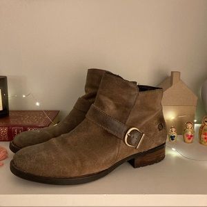 Born Suede Leather Ankle Boots Size 11